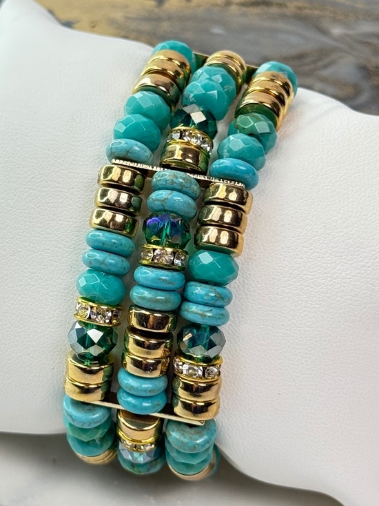 Jewelry - Turquoise Gold Multi Strand Beaded Stretch Bracelet Rhinestone Layered Look NWOT